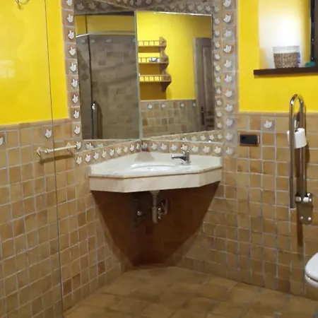 La * Mozoncillo de Juarros