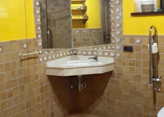 La * Mozoncillo de Juarros