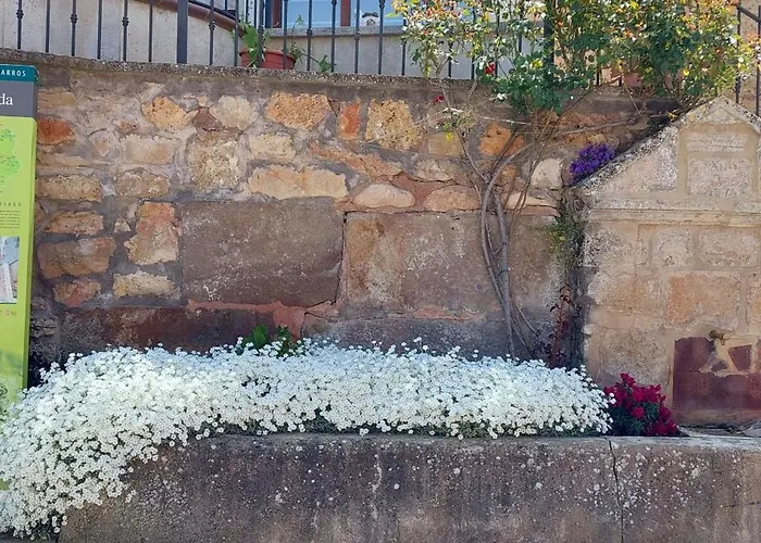 La * Mozoncillo de Juarros